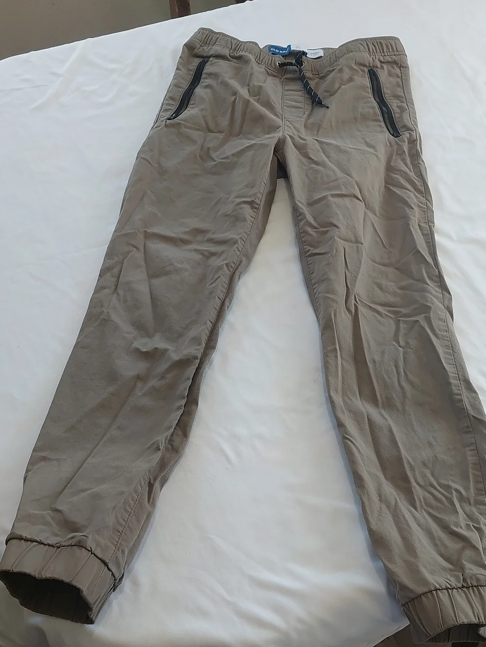Old Navy Boys Casual Elastic-Waist Khaki Jogger Pants.Size 14 /16